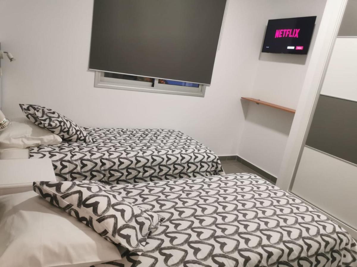 Amplio Duplex Apartment Tamaimo Luaran gambar